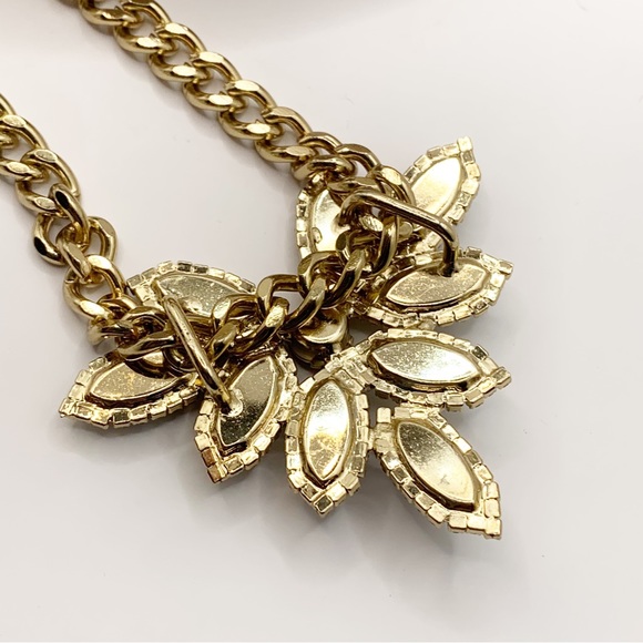 Cara NY sparkling marquis rhinestone flower chunky gold chain statement necklace - Picture 8 of 11
